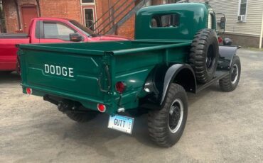 Dodge-power-wagon-1958-green-1