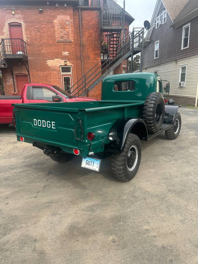 Dodge-power-wagon-1958-green-1
