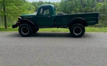 Dodge-power-wagon-1958-green-13