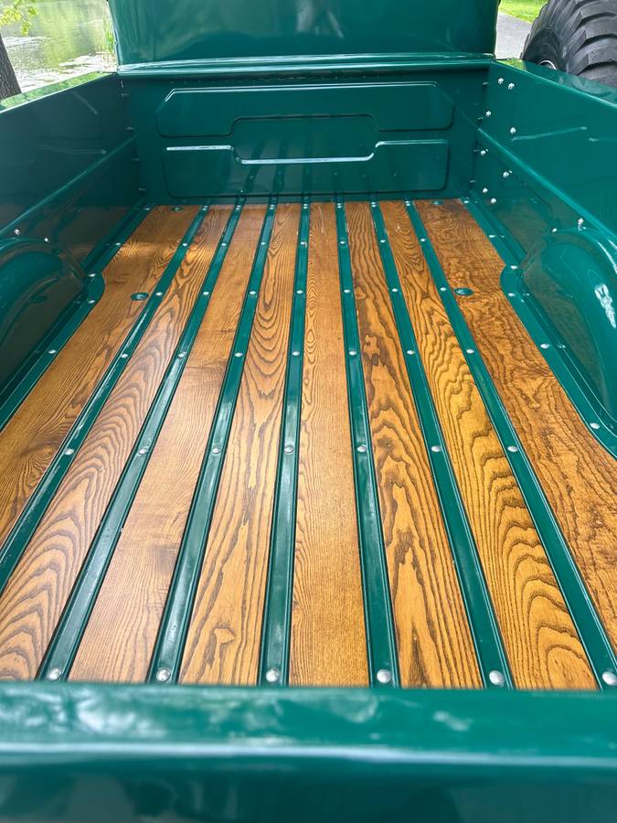 Dodge-power-wagon-1958-green-21