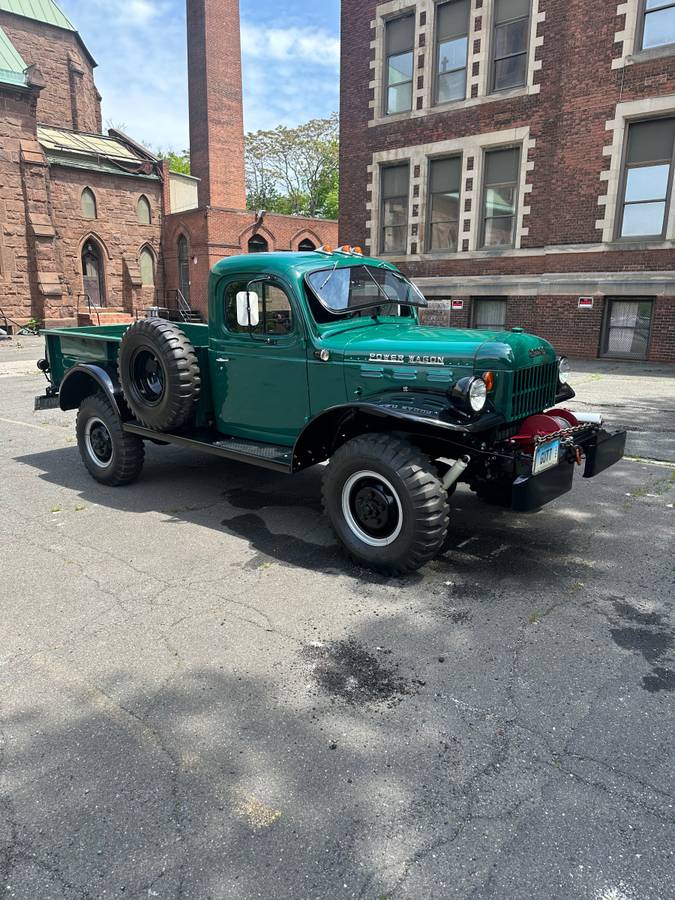 Dodge-power-wagon-1958-green-4