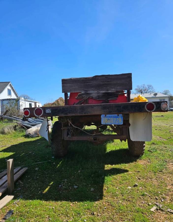 Dodge-power-wagon-1964-orange-3