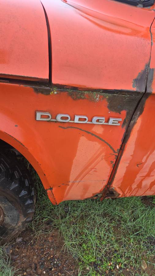 Dodge-power-wagon-1964-orange-8