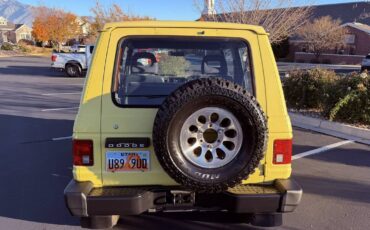Dodge-raider-1989-yellow-10