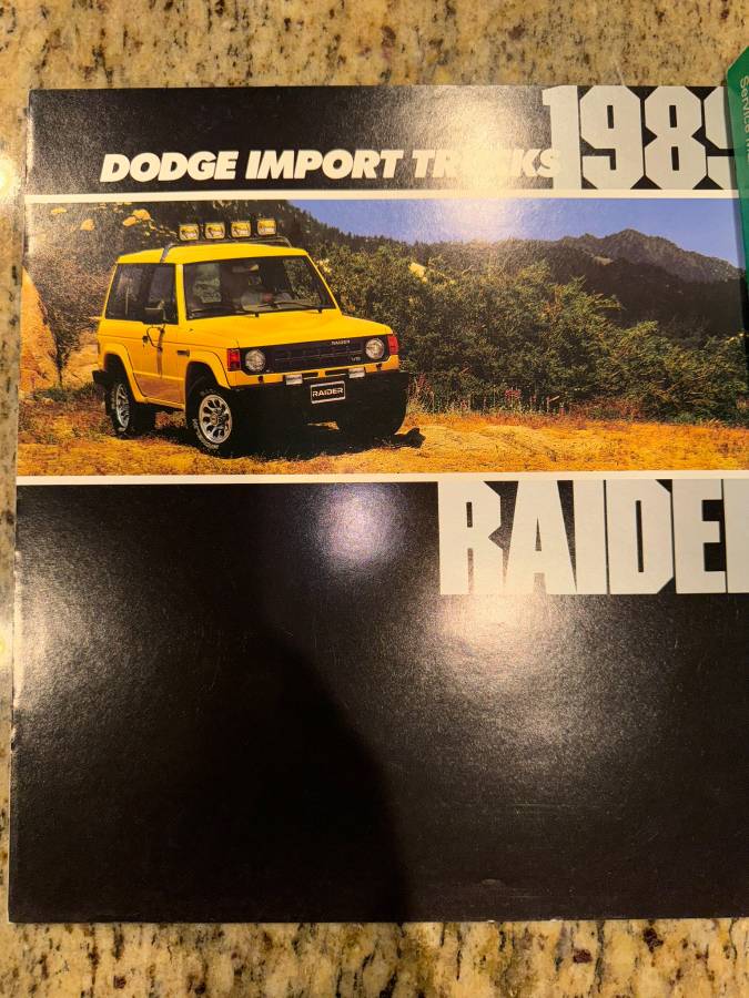 Dodge-raider-1989-yellow-20