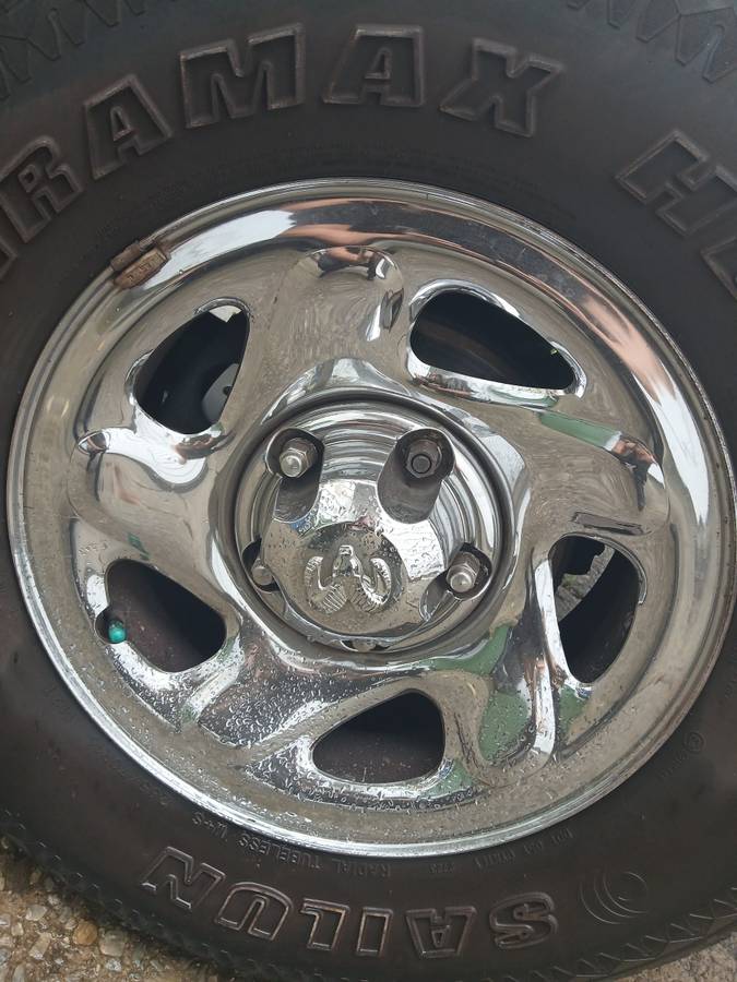 Dodge-ram-1500-1996-black-1