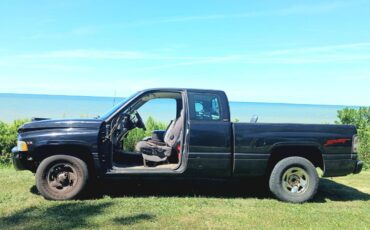 Dodge-ram-1500-1996-black