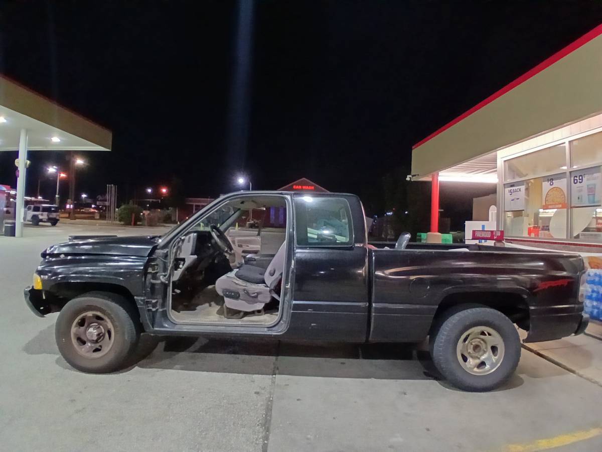 Dodge-ram-1500-1996-black-9