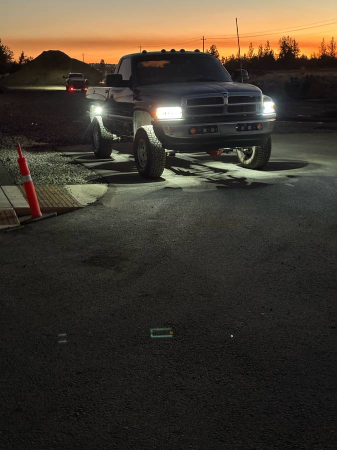 Dodge-ram-1500-1996-green-2