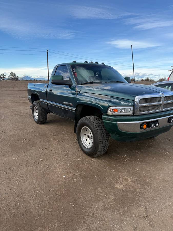 Dodge-ram-1500-1996-green-3