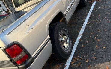 Dodge-ram-1500-1996-silver-12