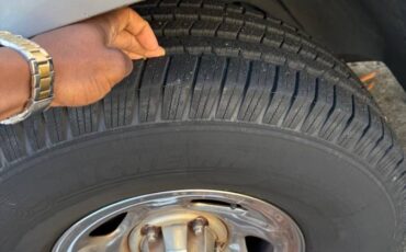 Dodge-ram-1500-1996-silver-4