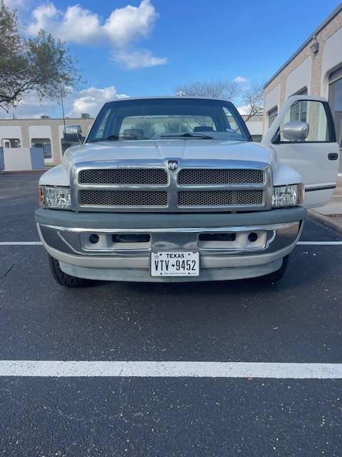 Dodge-ram-1500-1996-white-4