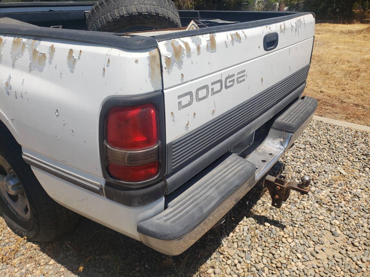 Dodge-ram-1500-laramie-1996-2