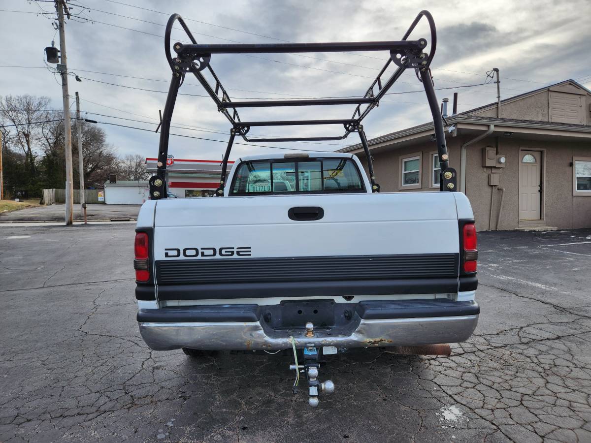 Dodge-ram-1500-slt-1995-white-4