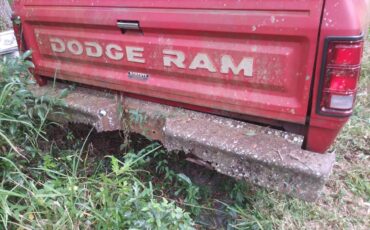 Dodge-ram-1984-2