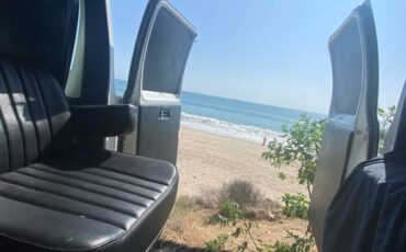 Dodge-ram-1991-white-5