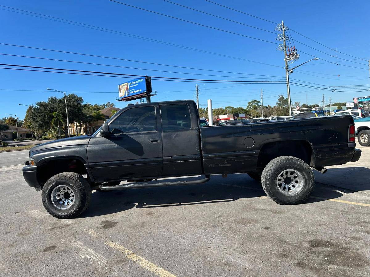 Dodge-ram-1996-black-4