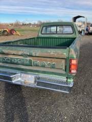 Dodge-ram-250-custom-1985-green-5