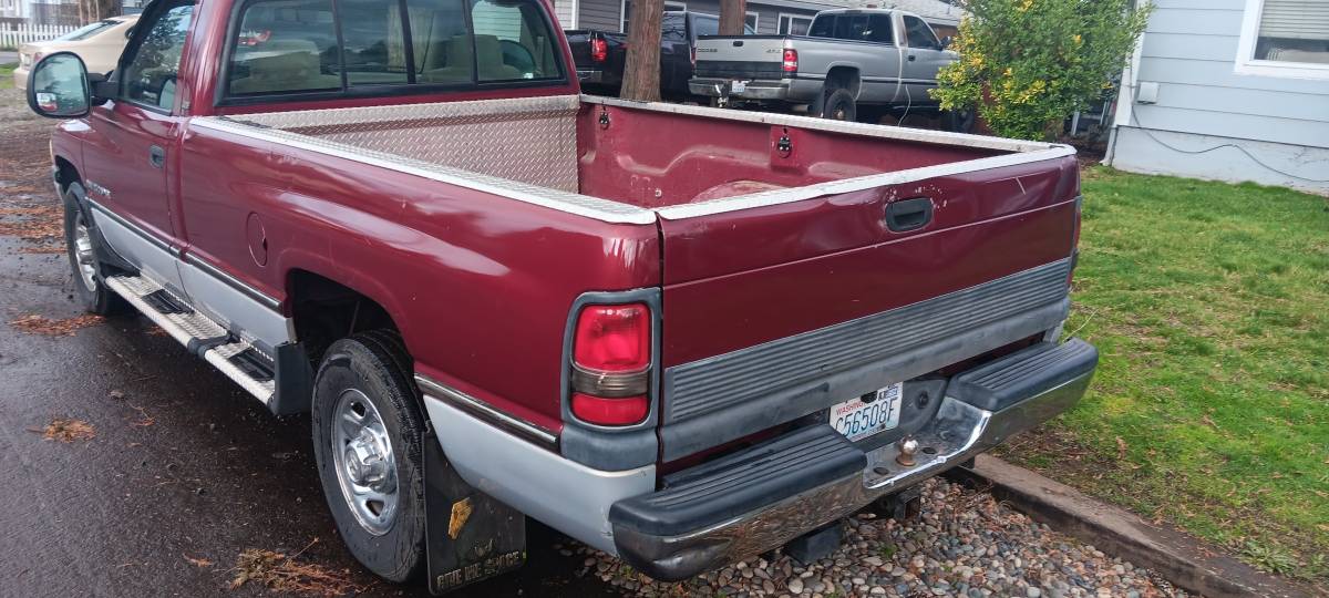 Dodge-ram-2500-1994-red-1