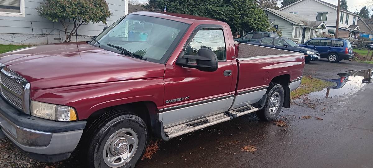 Dodge-ram-2500-1994-red-4