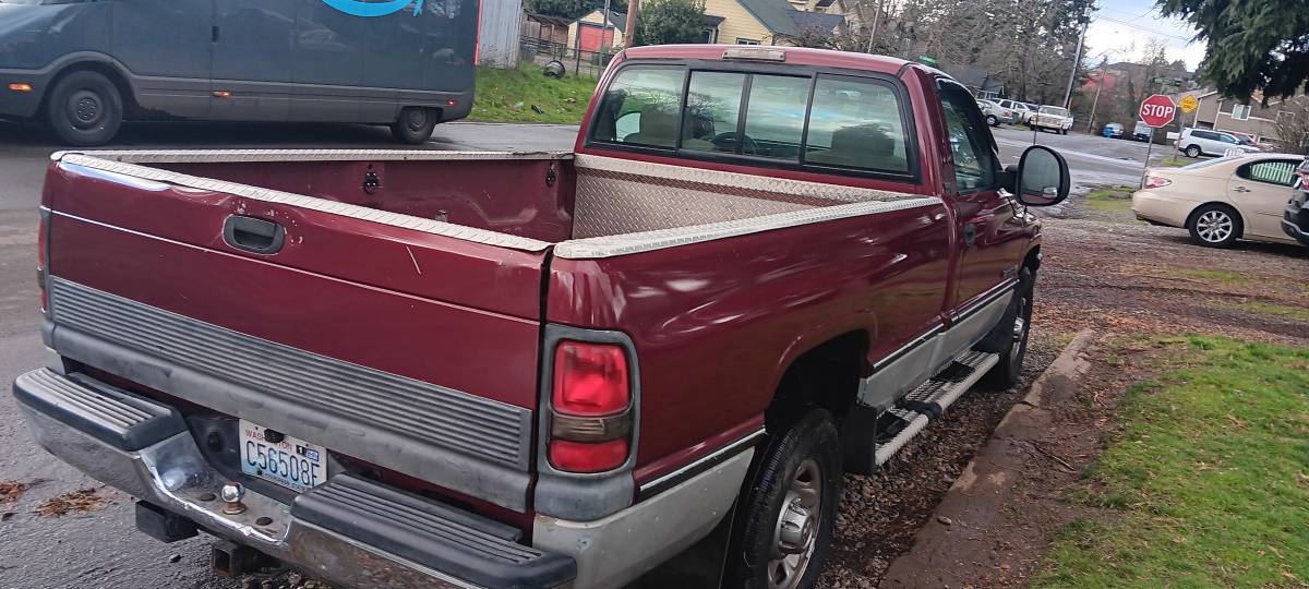 Dodge-ram-2500-1994-red-5
