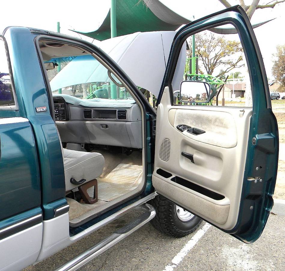 Dodge-ram-2500-1995-green-1