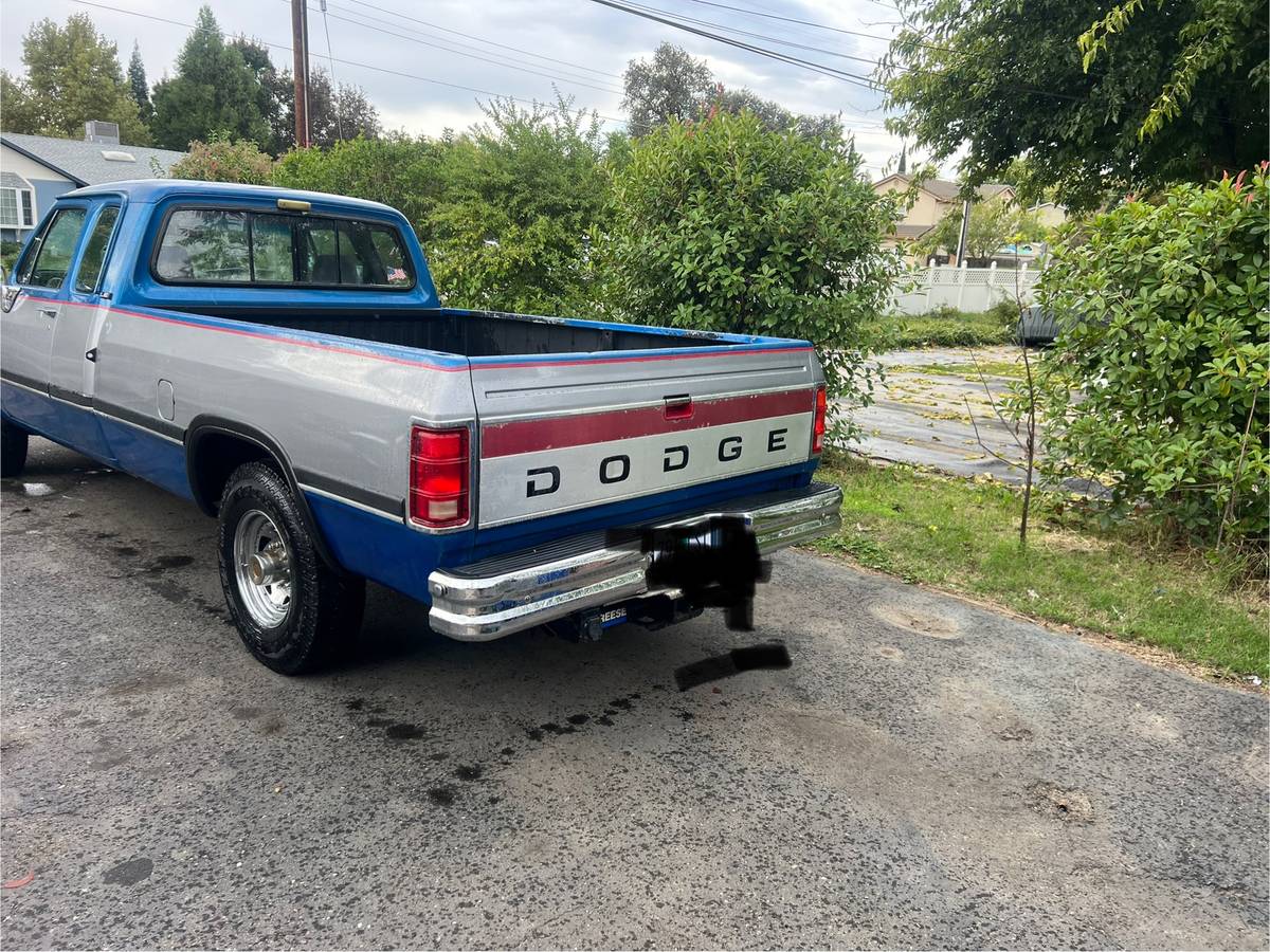 Dodge-ram-2500-diesel-1993-blue-4