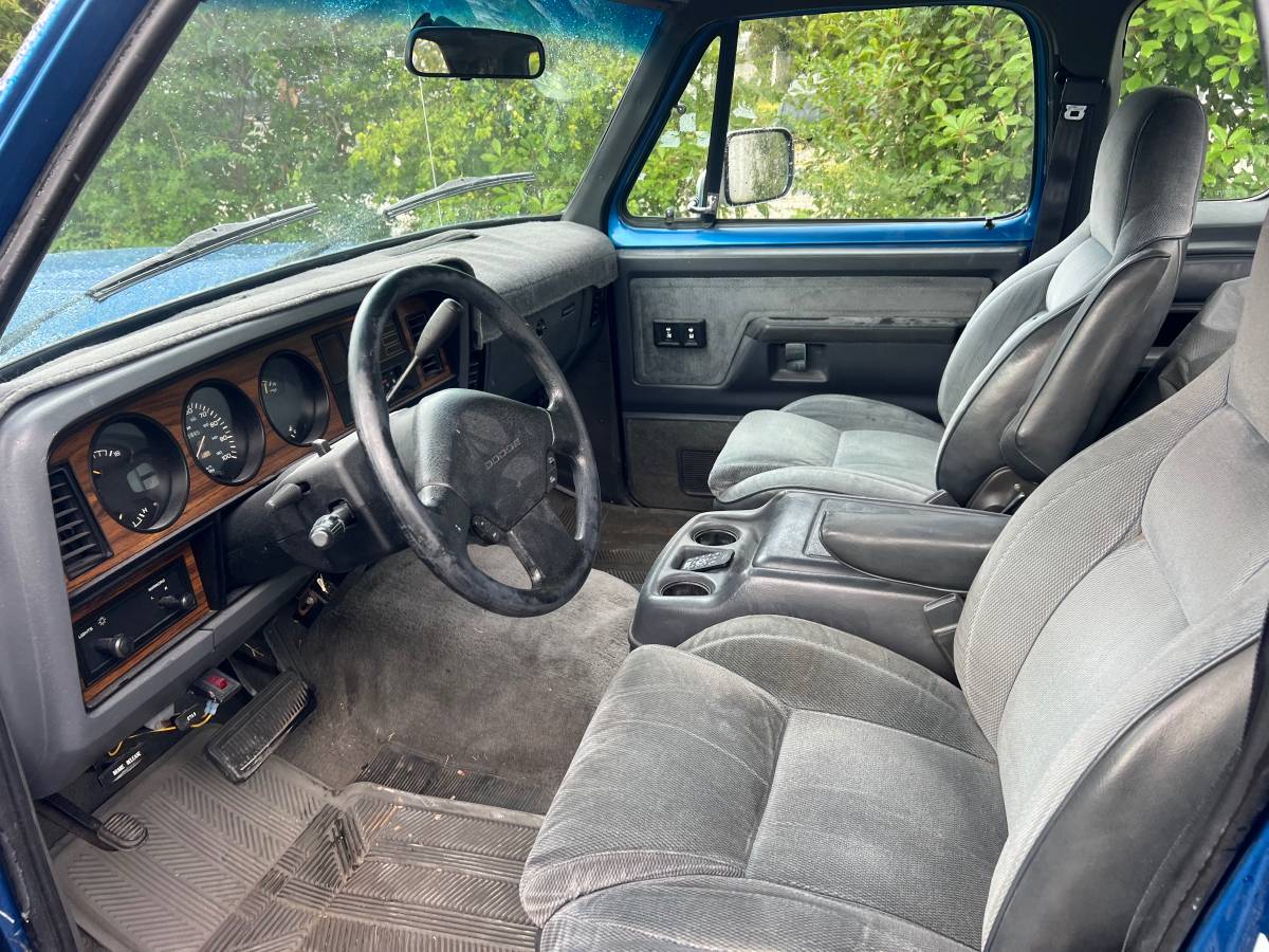 Dodge-ram-2500-diesel-1993-blue-7