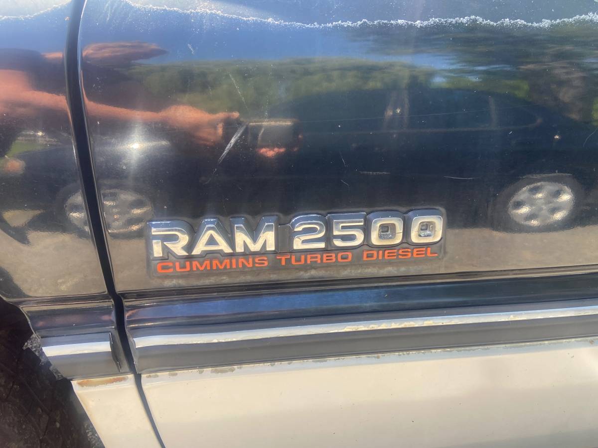 Dodge-ram-2500-diesel-1994-black-1