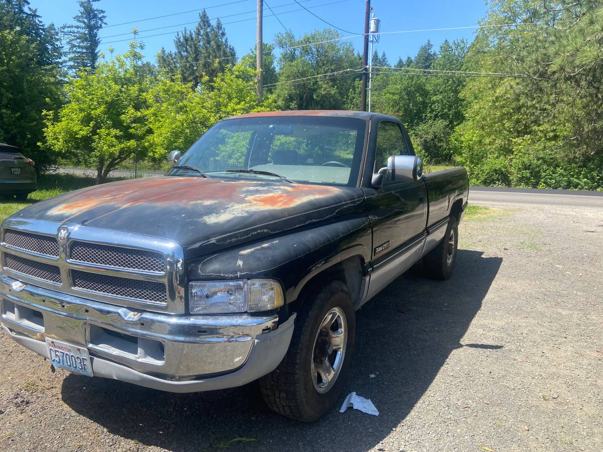Dodge-ram-2500-diesel-1994-black