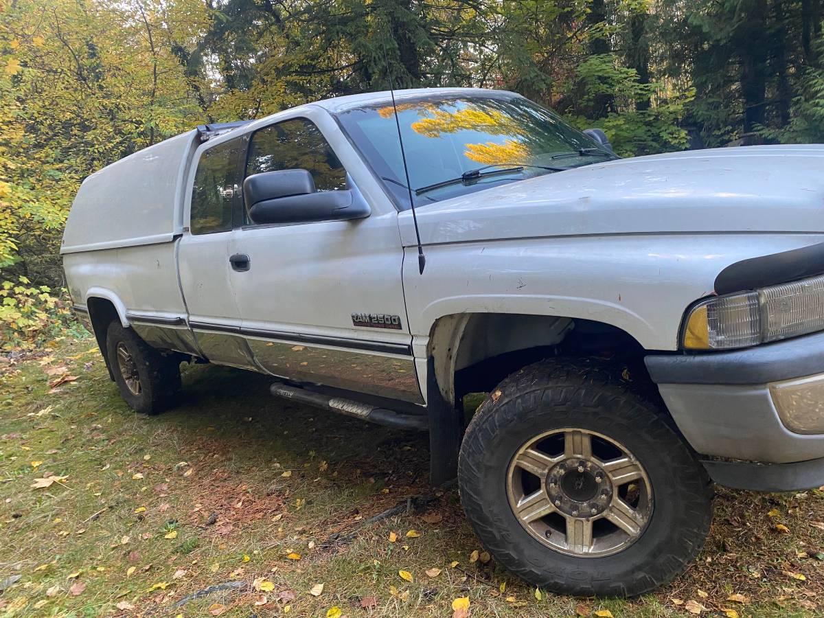 Dodge-ram-2500-diesel-1996-1
