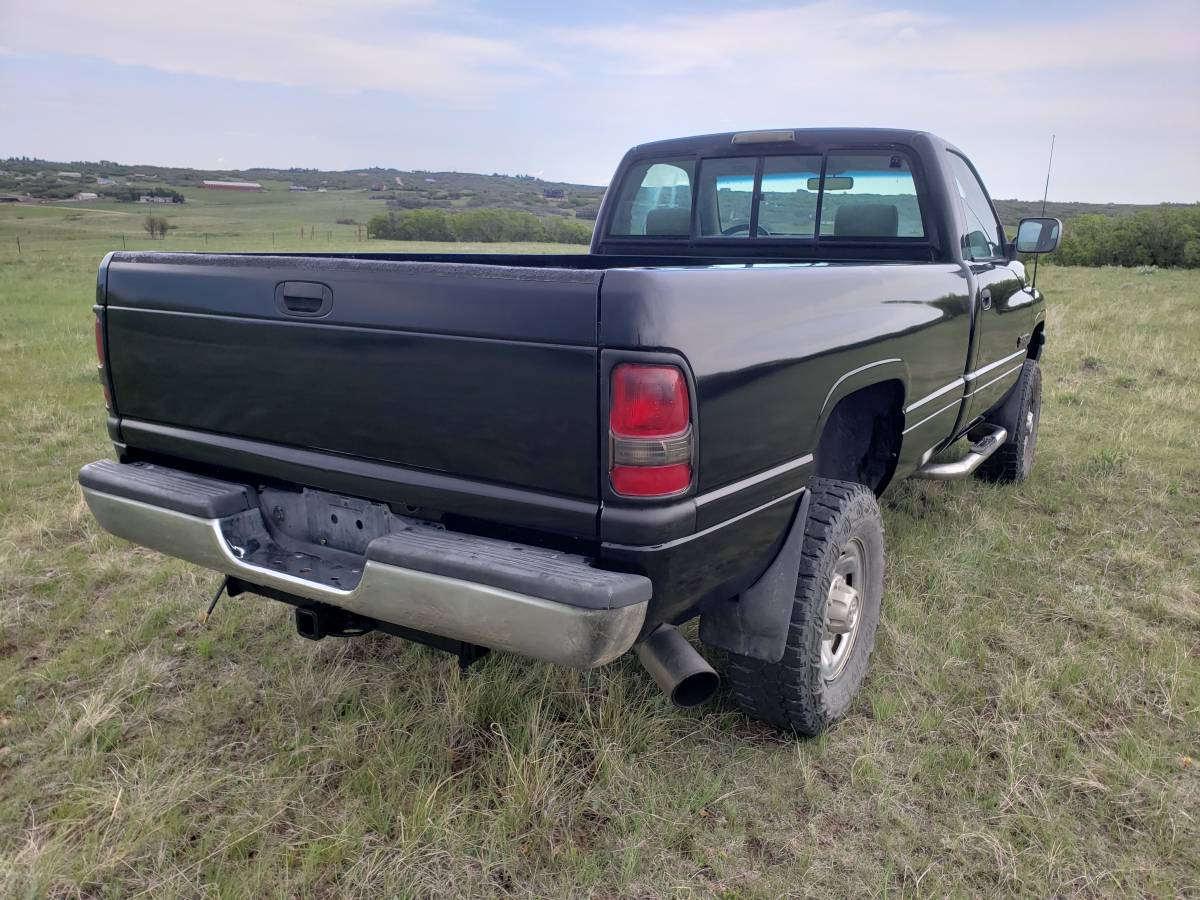 Dodge-ram-2500-hd-cummins-12valve-diesel-1995-blue-9