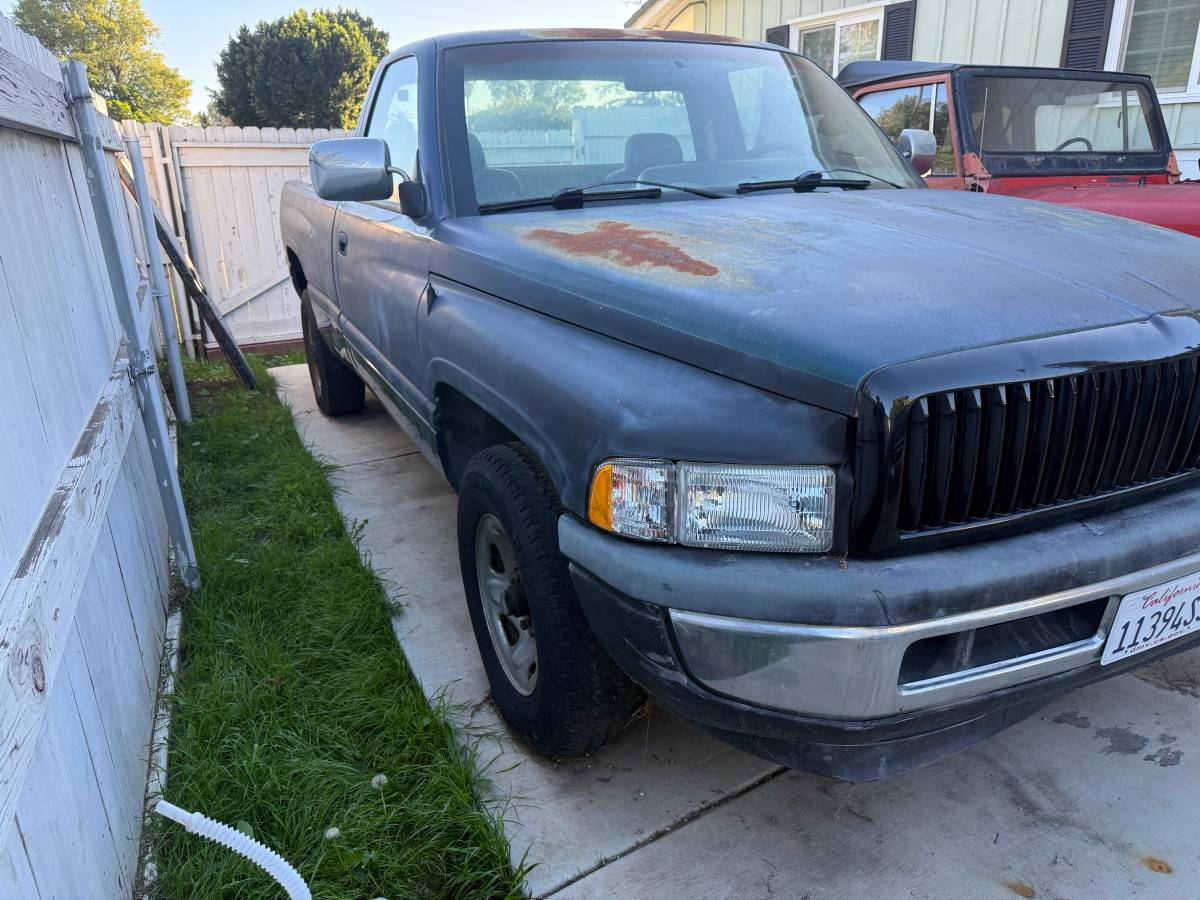 Dodge-ram-2500-slt-diesel-1995-green-2