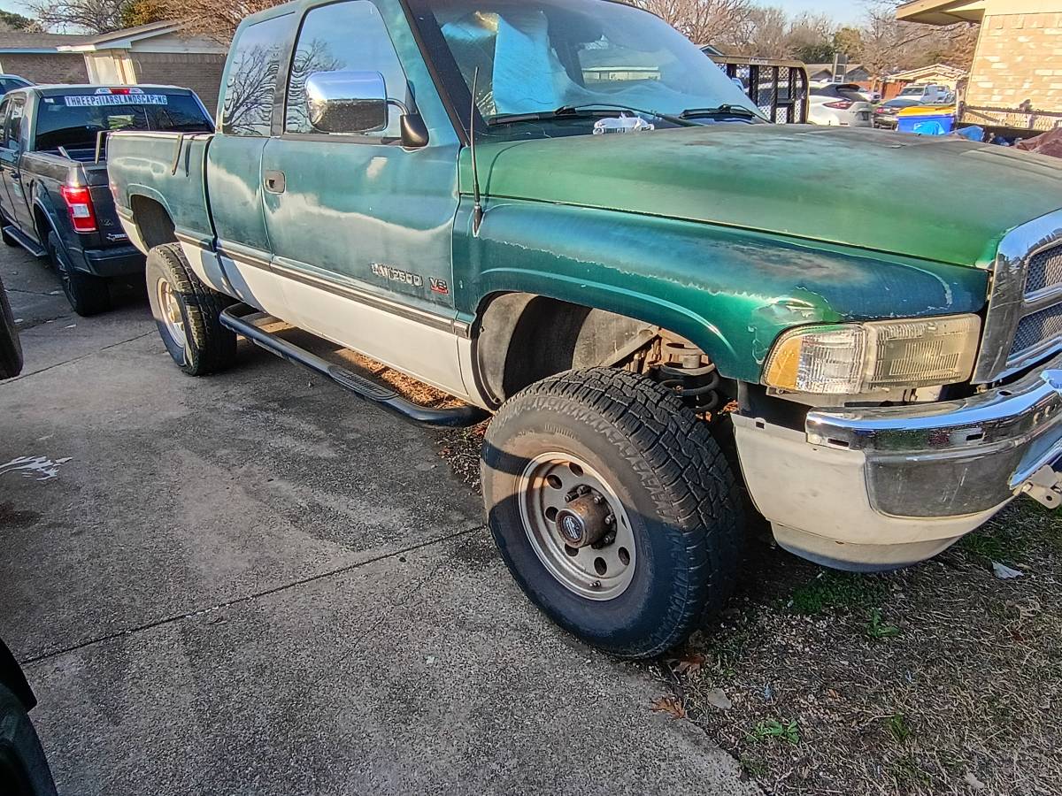 Dodge-ram-2500-slt-laramie-4x4-1996-green