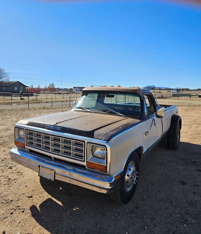 Dodge-ram-350-1983-1