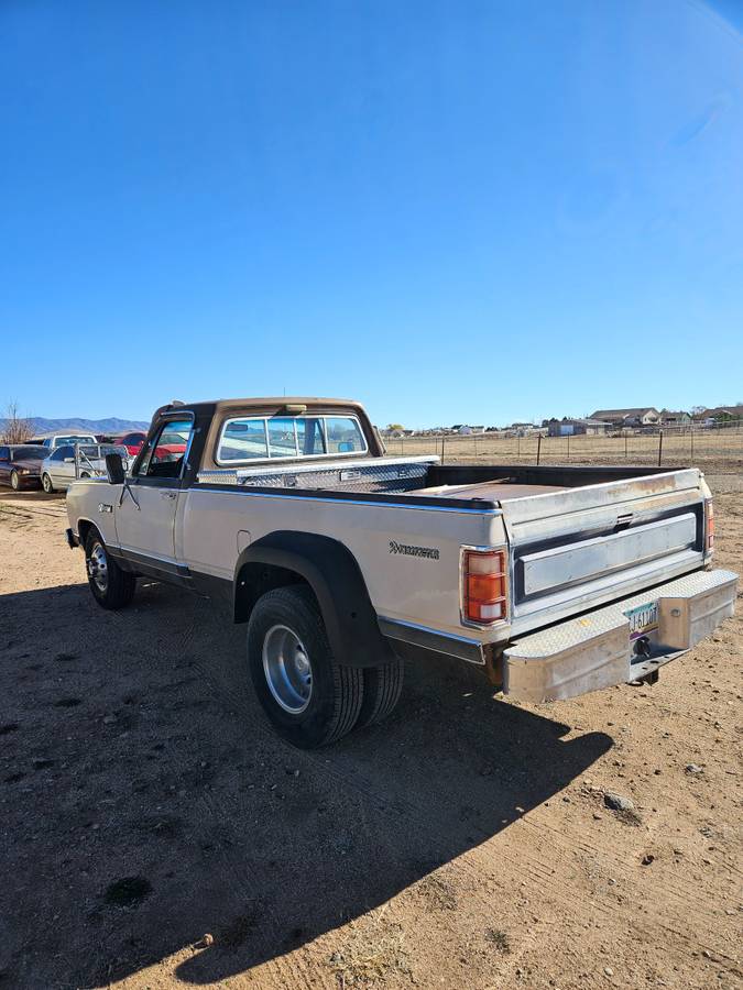 Dodge-ram-350-1983-3