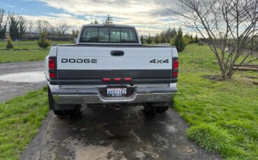 Dodge-ram-3500-1996-white-2