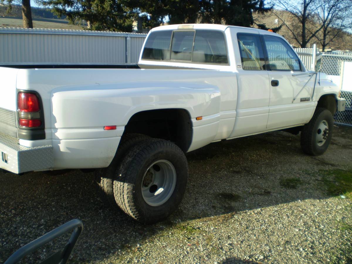 Dodge-ram-3500-4wd-quad-cab-diesel-1996-white-3