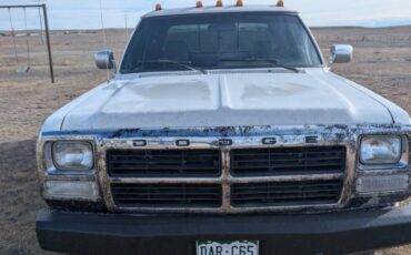 Dodge-ram-3500-diesel-1992-white-1