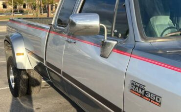 Dodge-ram-3500-diesel-1993-silver-16