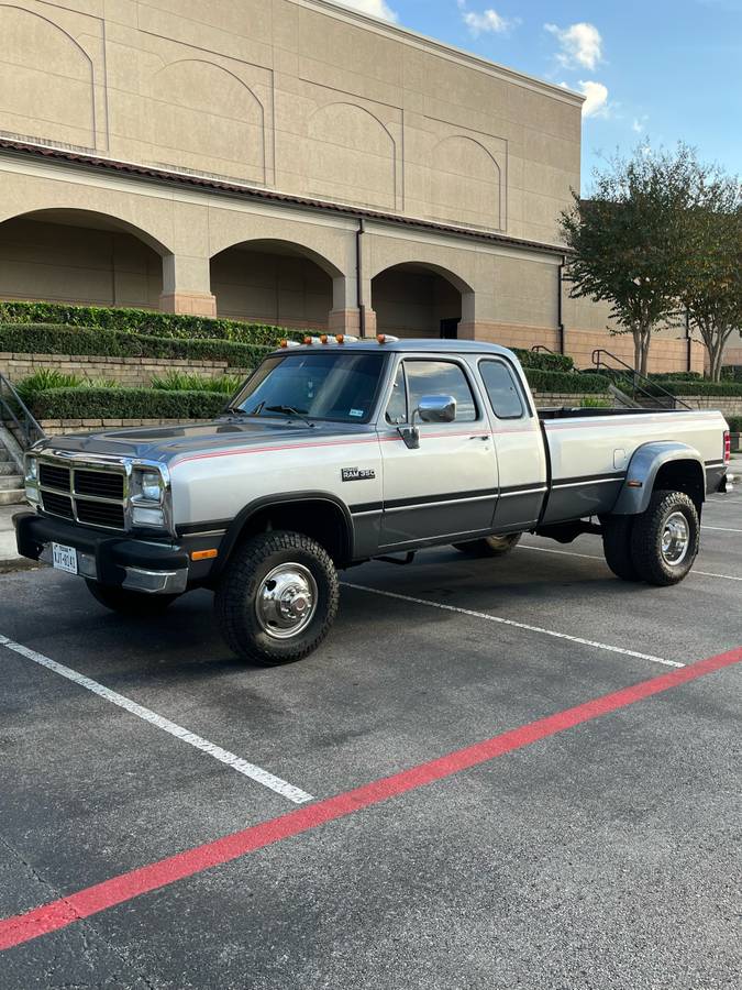 Dodge-ram-3500-diesel-1993-silver-20