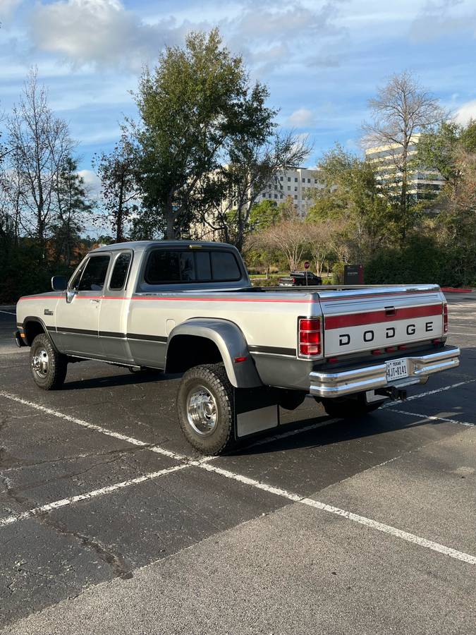 Dodge-ram-3500-diesel-1993-silver-5