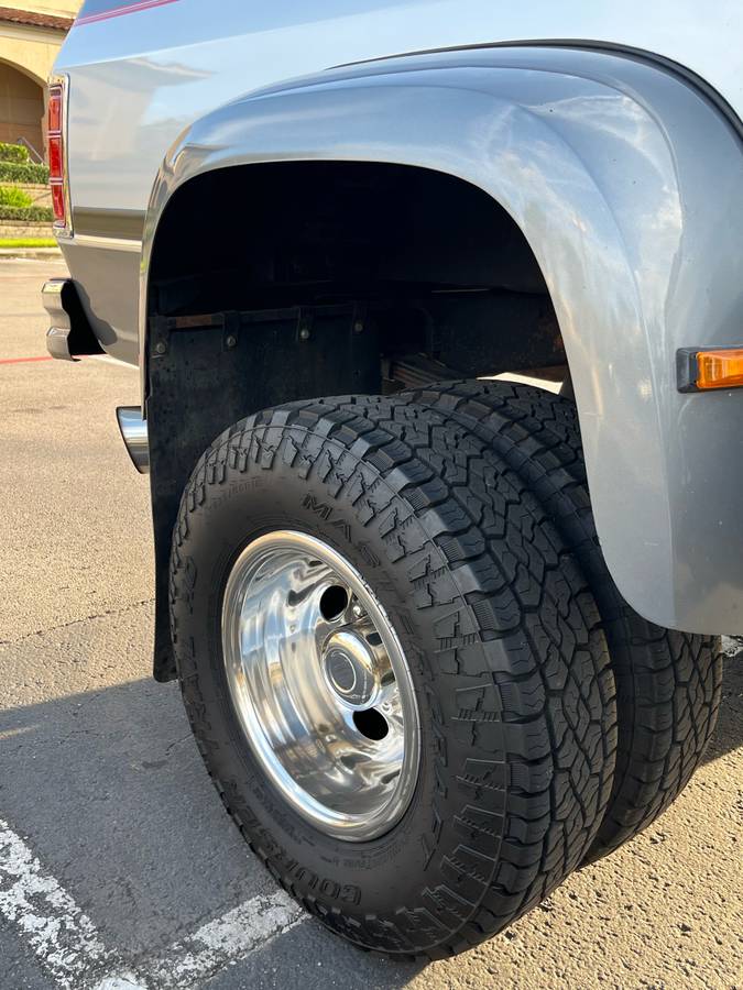 Dodge-ram-3500-diesel-1993-silver-9