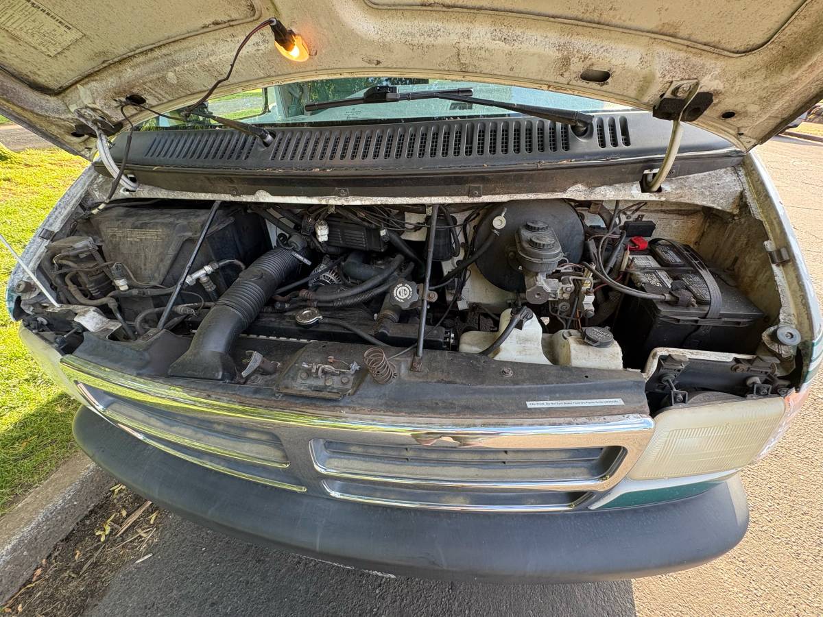 Dodge-ram-b250-1994-white-11