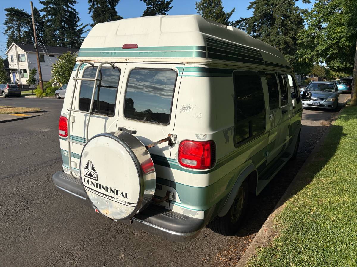 Dodge-ram-b250-1994-white-4