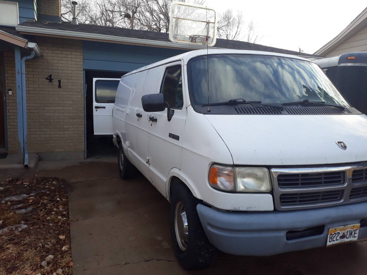 Dodge-ram-b250-1994-white-4