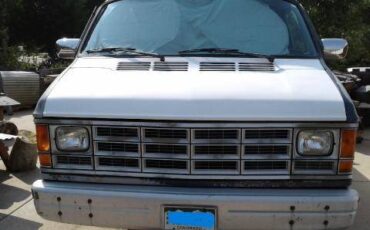 Dodge-ram-b350-maxivan-1991
