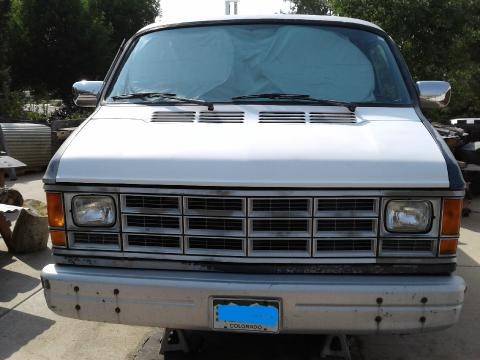 Dodge-ram-b350-maxivan-1991