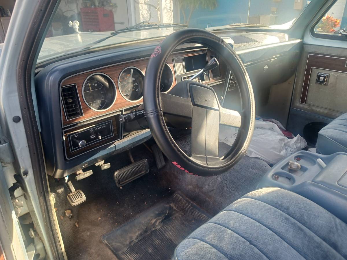 Dodge-ram-charger-1986-blue-4